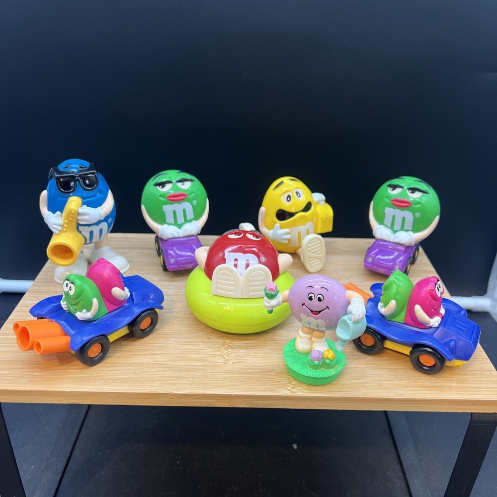 VTG M&M Blue Saxophone Player Figure Candy Dispensers Burger King Kids Meal Toys